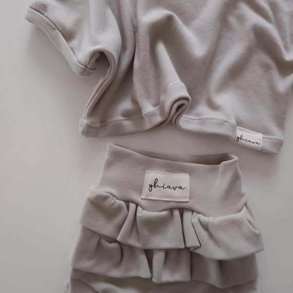 Frilly Bum